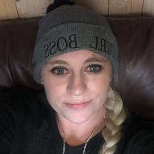 Meet your Posher, Kassandra